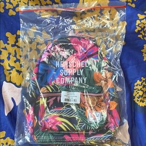 NWT Herschel Supply Co Heritage Kids Backpack